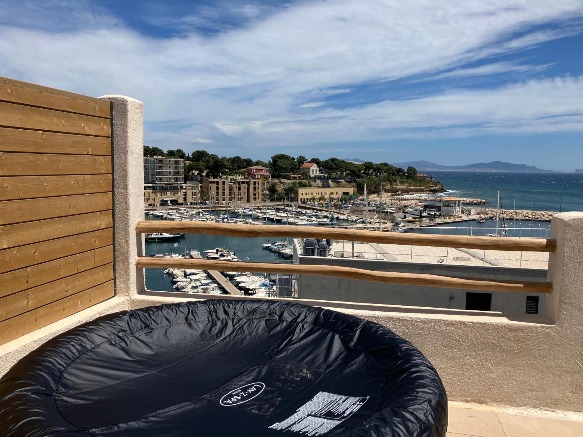 Апартаменты T2 Vue Sur Le Port Jacuzzi Terrasse Et Parking Карри-ле-Руэ Экстерьер фото