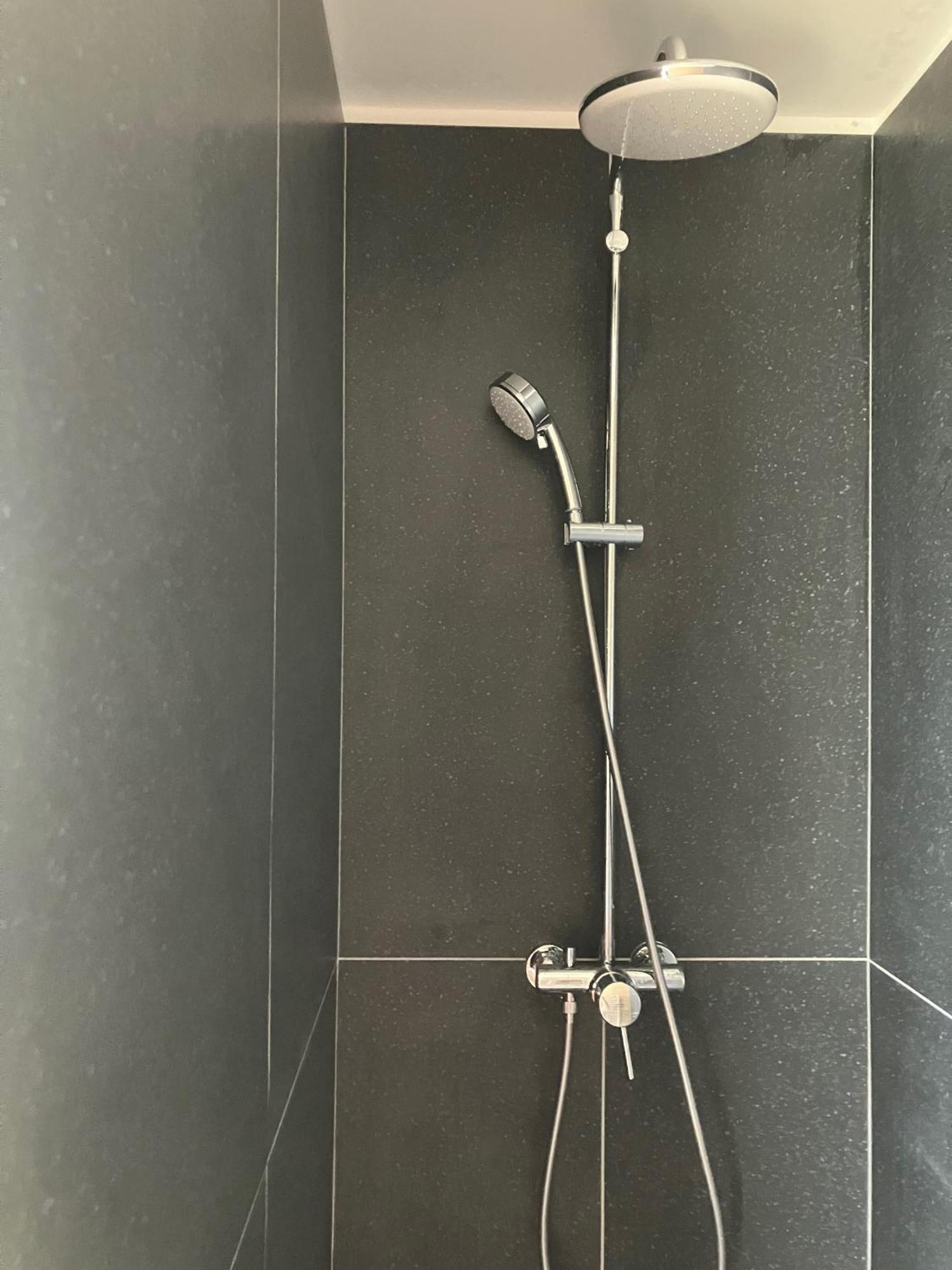 Апартаменты T2 Vue Sur Le Port Jacuzzi Terrasse Et Parking Карри-ле-Руэ Экстерьер фото