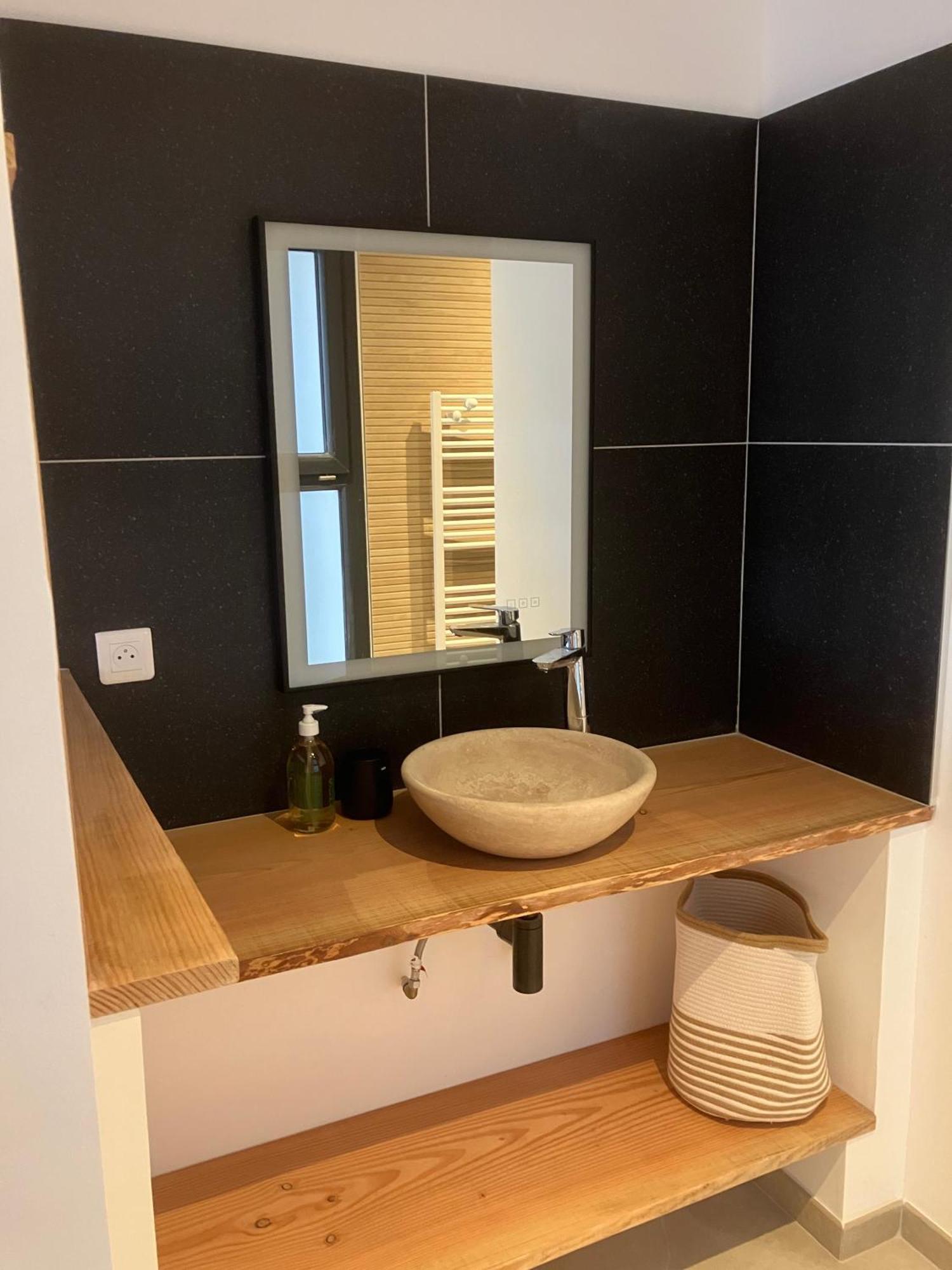 Апартаменты T2 Vue Sur Le Port Jacuzzi Terrasse Et Parking Карри-ле-Руэ Экстерьер фото